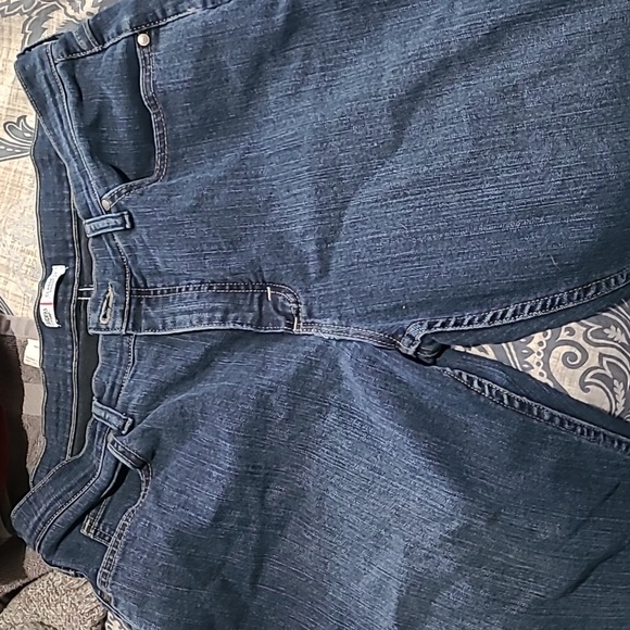 Lee Riders Straight Leg Jeans - Picture 2 of 3